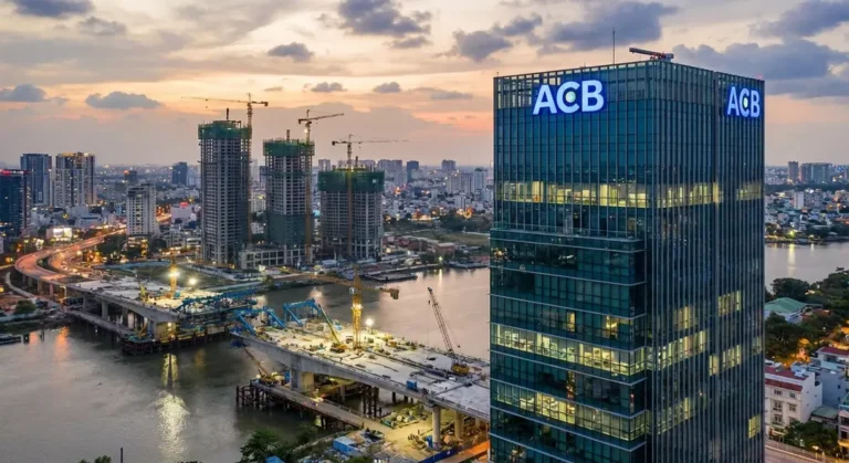 ACB và Rủi Ro Khi Nền Kinh Tế Tập Trung Vào Hạ Tầng